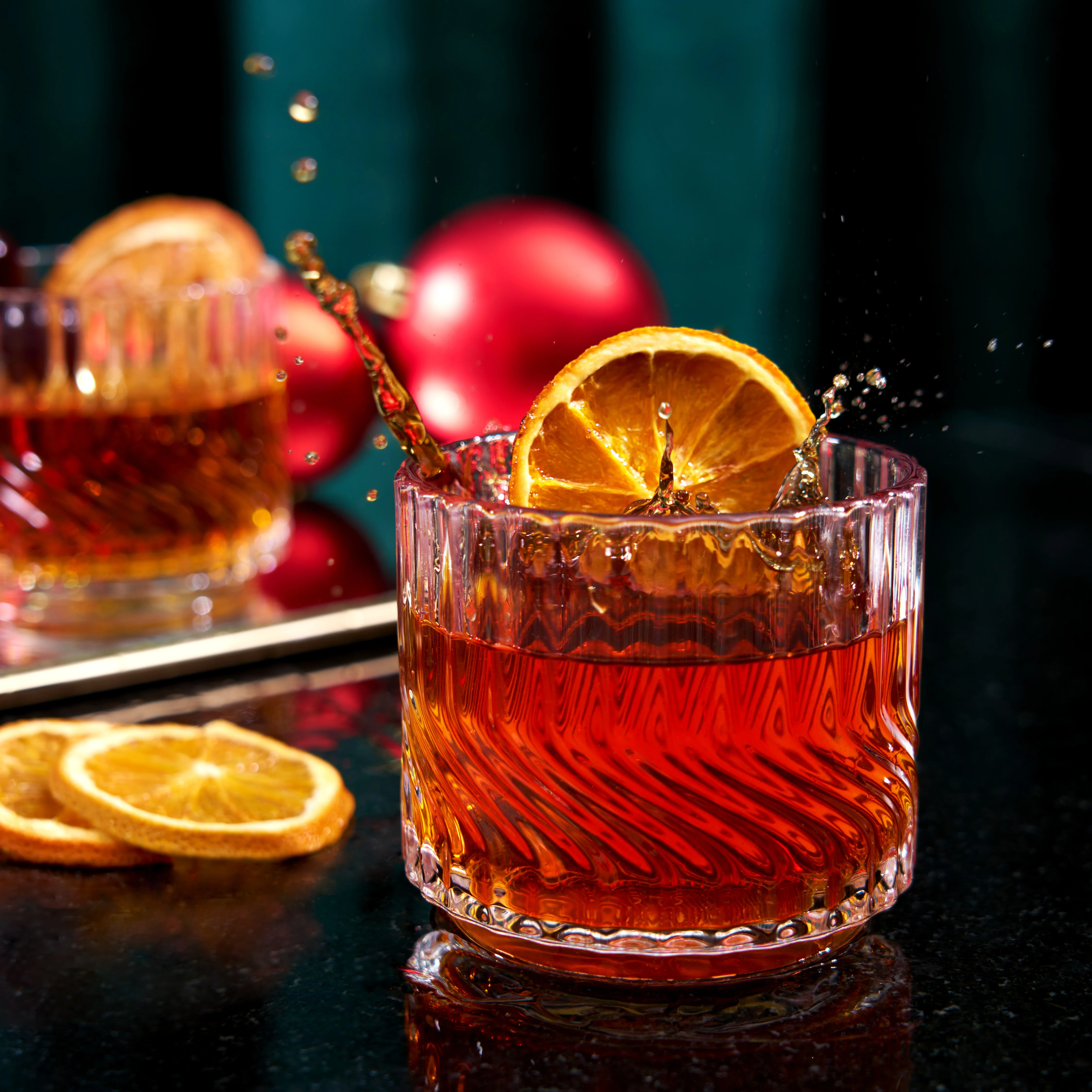 Dehydrated Orange Cocktail Garnish, 1 oz - Image 2
